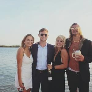 Meet your Posher, Bailey